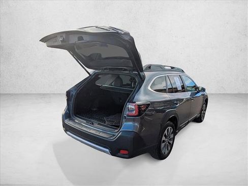 Used 2025 Subaru Outback Limited image 24
