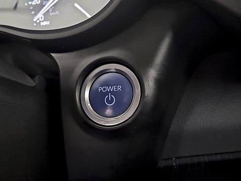 Used 2023 Toyota Sienna XSE AWD/4WD image 23