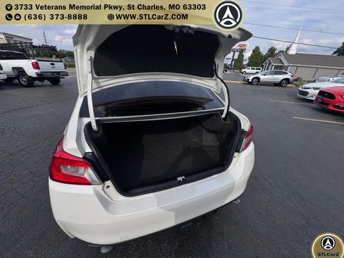 Used 2019 Subaru WRX Premium AWD/4WD image 12