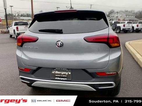 Used 2023 Buick Encore GX Preferred w/ Cold Weather Comfort Package FWD image 9