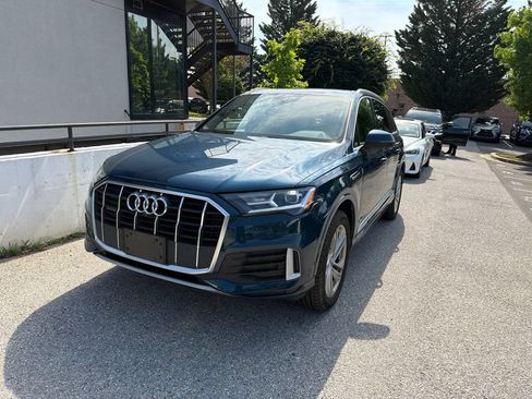 Used 2021 Audi Q7 2.0T Premium w/ Convenience Package AWD/4WD image 4