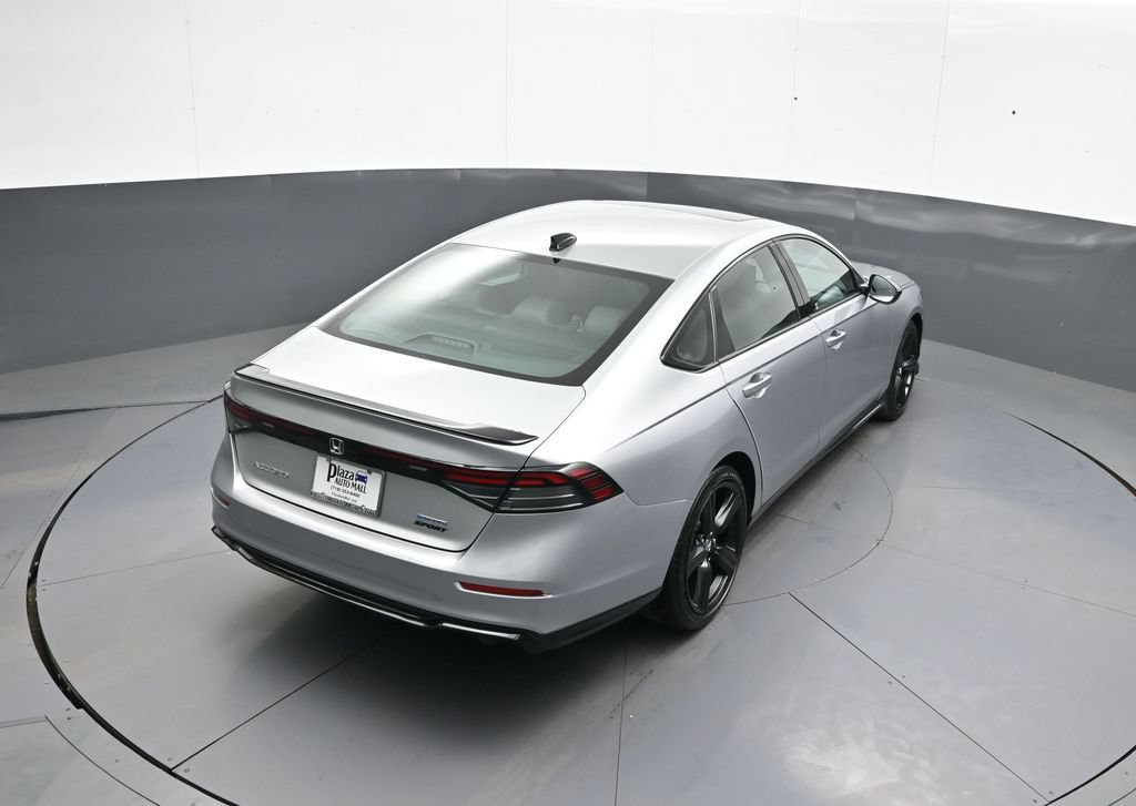 Used 2024 Honda Accord Sport image 37