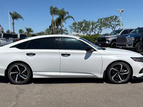 Used 2021 Honda Accord Sport image 2