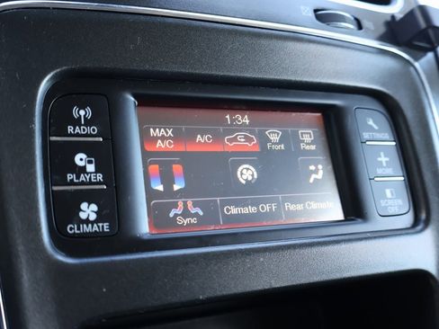 Used 2018 Dodge Journey SXT w/ Connectivity Group image 34