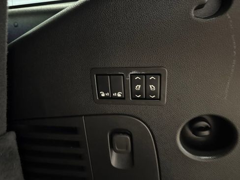 Used 2020 Chevrolet Tahoe Premier AWD/4WD image 19