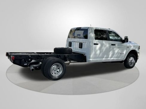 New 2025 RAM 3500 Big Horn image 7