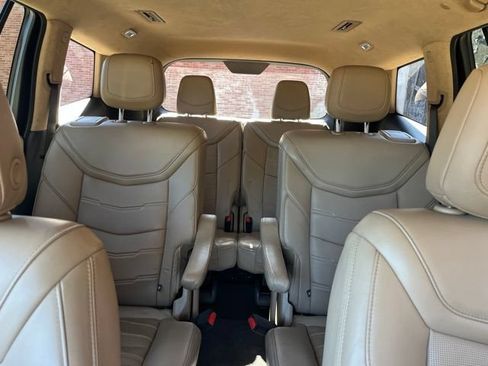 Used 2023 Cadillac XT6 Sport w/ Platinum Package AWD/4WD image 36