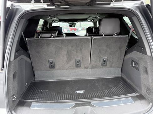 Used 2024 Cadillac Escalade Sport Platinum w/ LPO, ONYX Package image 23