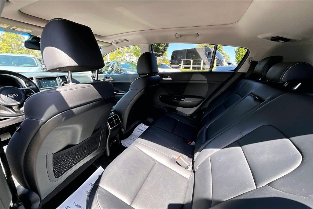 Used 2019 Kia Sportage EX w/ EX Premium Package FWD image 16