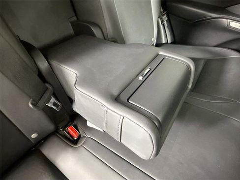 Used 2023 Lexus RX 350 Premium image 42