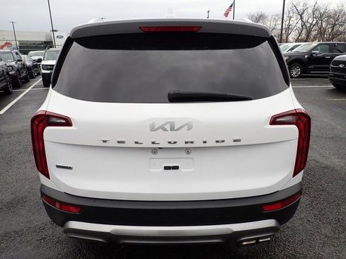 Used 2022 Kia Telluride S image 7