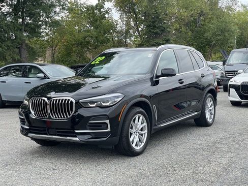 Certified 2022 BMW X5 xDrive40i image 2