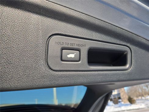 New 2026 Acura MDX SH-AWD w/Advance image 30