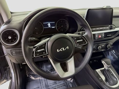 Used 2024 Kia Forte LXS image 14