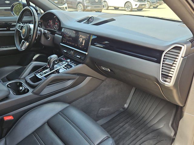 Used 2022 Porsche Cayenne Coupe AWD/4WD image 23