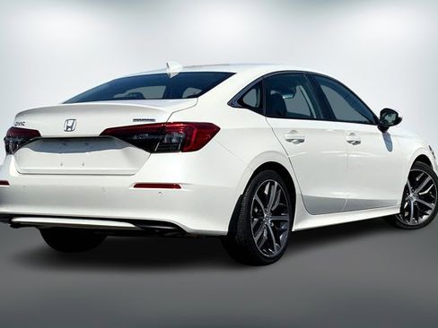 Used 2024 Honda Civic Touring image 13