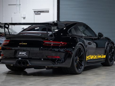 Used 2019 Porsche 911 GT3 RS RWD image 15
