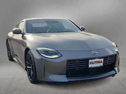 Used 2024 Nissan Z Performance w/ Floor Mat Package image 3