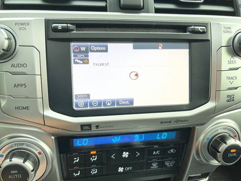 Used 2016 Toyota 4Runner Limited AWD/4WD image 10