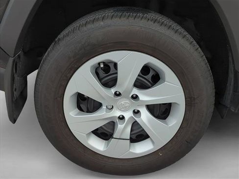 Used 2025 Toyota RAV4 LE image 6