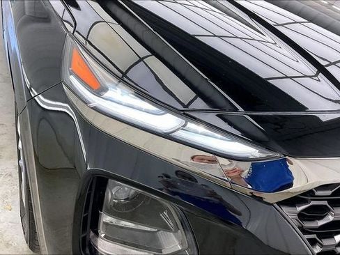 Used 2019 Hyundai Santa Fe SEL AWD/4WD image 25