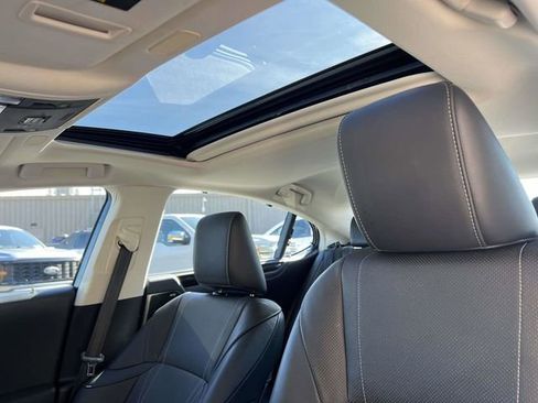 Used 2020 Lexus ES 300h Ultra Luxury w/ Accessory Package image 17