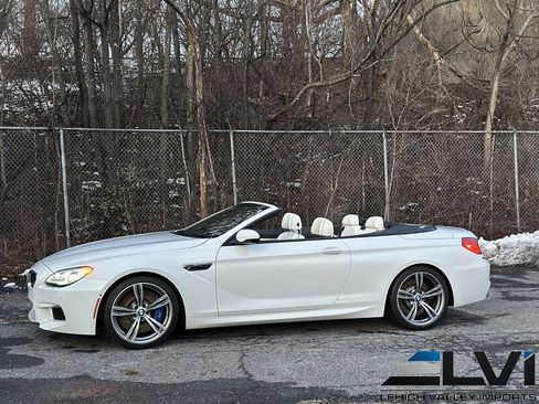 Used 2017 BMW M6 Convertible image 32