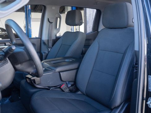Used 2019 Chevrolet Silverado 1500 Custom Trail Boss AWD/4WD image 18