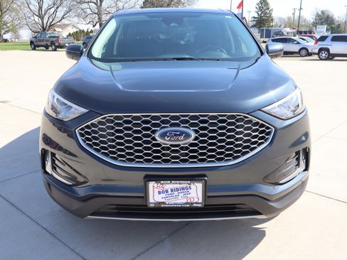 Used 2024 Ford Edge SEL w/ Convenience Package AWD/4WD image 3