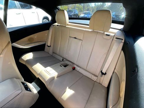 Used 2017 BMW 430i Convertible image 21