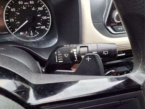 Used 2022 Nissan Rogue SV FWD image 19
