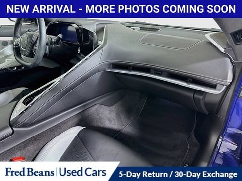 Used 2025 Chevrolet Corvette Stingray Preferred Cpe w/ Z51 Performance Package RWD image 32