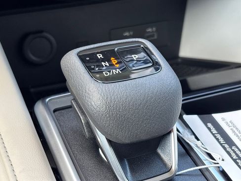 New 2025 Nissan Pathfinder SL image 35