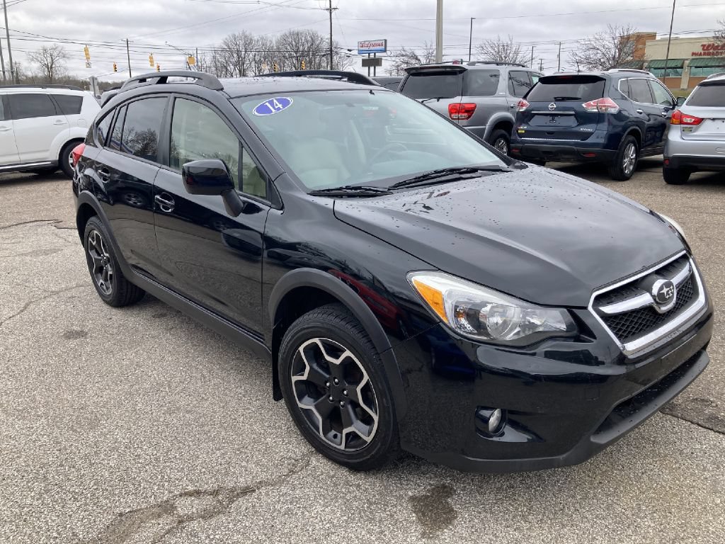 Used 2014 Subaru Crosstrek 2.0i Limited AWD/4WD image 2