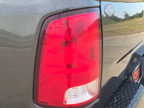 Used 2019 RAM 1500 Express w/ Express Value Package AWD/4WD image 32