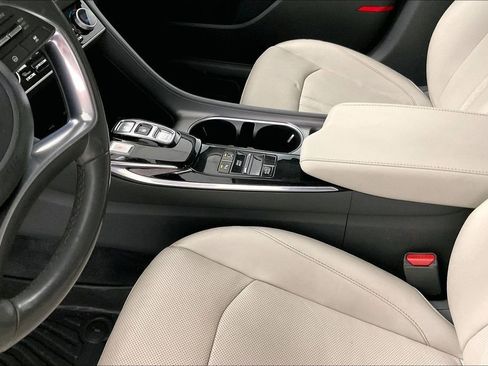 Used 2021 Hyundai Sonata Limited w/ Cargo Package FWD image 16
