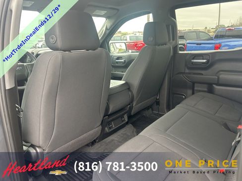 Used 2021 Chevrolet Silverado 1500 Custom Trail Boss w/ LPO, Dark Essentials Package image 35