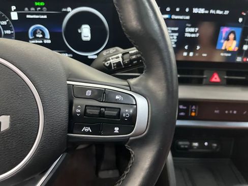Certified 2024 Kia Sportage SX image 18