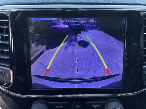 Used 2019 Jeep Grand Cherokee Altitude image 29