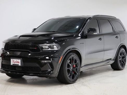 Used 2023 Dodge Durango R/T w/ Tow 'N Go Package image 3