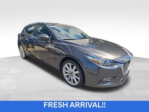 Used 2017 MAZDA MAZDA3 Touring FWD image 1
