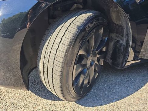 Used 2023 Tesla Model 3 Standard Range RWD image 37