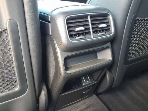 Used 2021 Mercedes-Benz GLE 350 4MATIC image 19