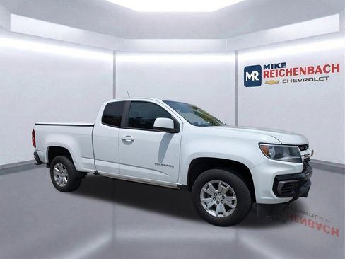 Used 2022 Chevrolet Colorado LT w/ Fleet Safety Package RWD image 2