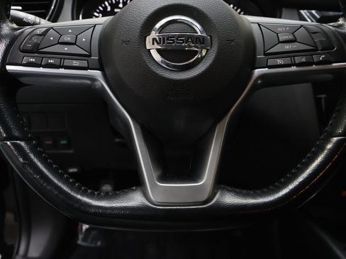 Used 2021 Nissan Rogue Sport SV AWD/4WD image 17