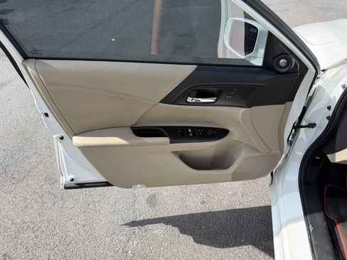 Used 2015 Honda Accord EX-L image 10