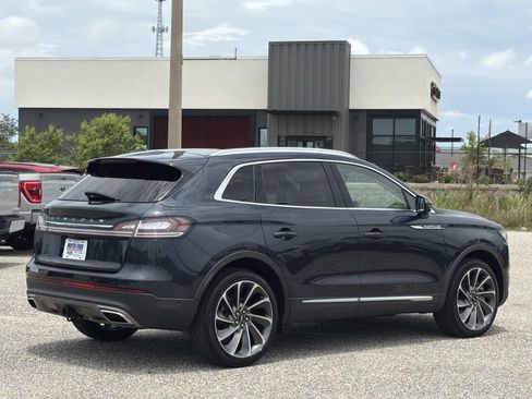 Used 2023 Lincoln Nautilus Reserve w/ Equipment Group 201A FWD image 4