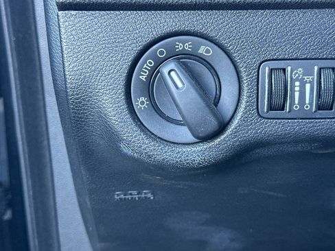 Used 2022 Dodge Charger SXT image 31