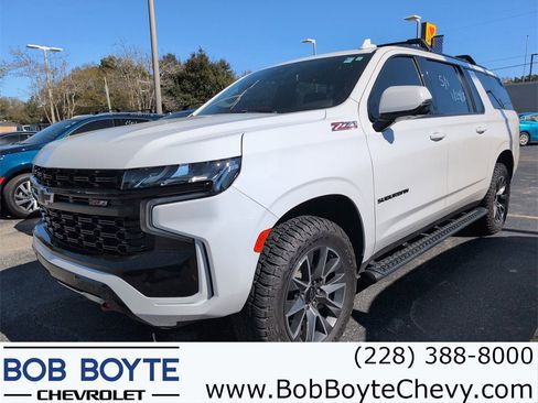 Used 2023 Chevrolet Suburban Z71 w/ Luxury Package image 1