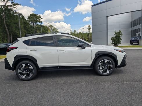 New 2026 Subaru Crosstrek 2.5i Limited AWD/4WD image 3